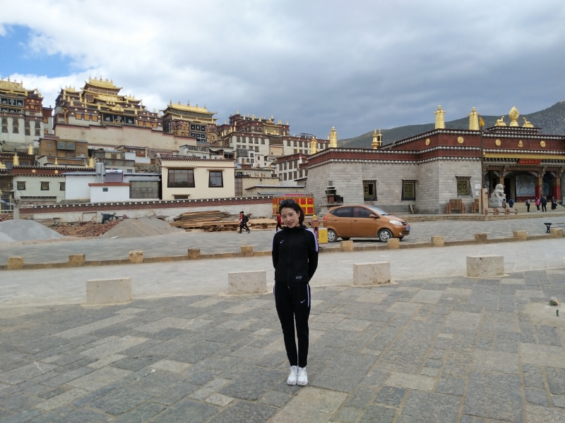 小拉的第一张照片--西藏987交友网